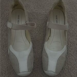 Nine West Beige and White Mary Jane Flats with Elastic Strap